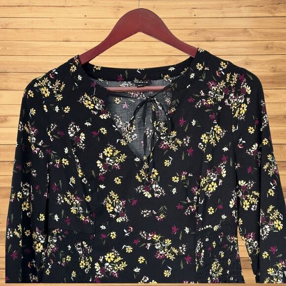 Torrid Womens Dress Size 00 (Actual 10) Multi-Color Floral Challis Smocked Waist - Picture 4 of 11